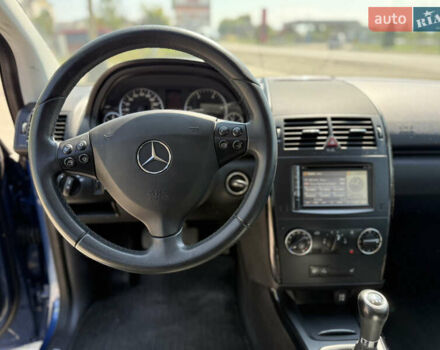 Синий Мерседес А класс, объемом двигателя 2 л и пробегом 226 тыс. км за 6700 $, фото 15 на Automoto.ua