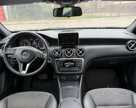 Синий Мерседес А класс, объемом двигателя 1.8 л и пробегом 160 тыс. км за 10499 $, фото 5 на Automoto.ua