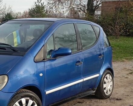 Синий Мерседес А класс, объемом двигателя 1.6 л и пробегом 1 тыс. км за 2300 $, фото 2 на Automoto.ua