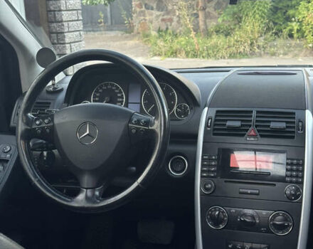 Синій Мерседес А клас, об'ємом двигуна 1.7 л та пробігом 232 тис. км за 5500 $, фото 12 на Automoto.ua