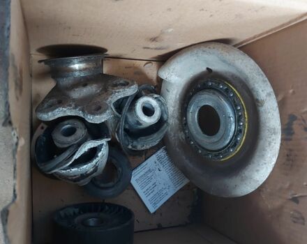 Синий Мерседес А класс, объемом двигателя 2 л и пробегом 300 тыс. км за 1600 $, фото 18 на Automoto.ua