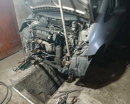 Синий Мерседес А класс, объемом двигателя 2 л и пробегом 300 тыс. км за 1600 $, фото 21 на Automoto.ua