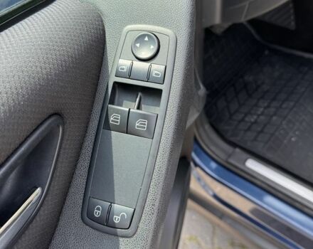 Синий Мерседес А класс, объемом двигателя 2 л и пробегом 174 тыс. км за 6700 $, фото 15 на Automoto.ua