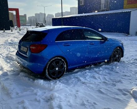 Синій Мерседес А клас, об'ємом двигуна 1.8 л та пробігом 1300 тис. км за 13000 $, фото 5 на Automoto.ua