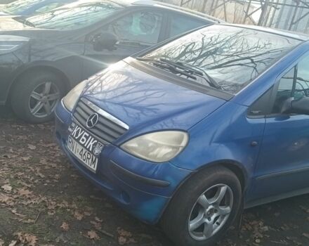 Синий Мерседес А класс, объемом двигателя 1.7 л и пробегом 312 тыс. км за 1182 $, фото 1 на Automoto.ua