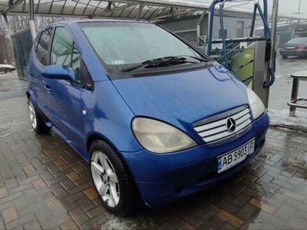 Синій Мерседес А клас, об'ємом двигуна 1.7 л та пробігом 240 тис. км за 2900 $, фото 1 на Automoto.ua