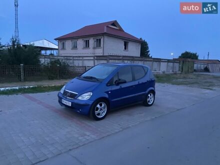Синий Мерседес А класс, объемом двигателя 1.7 л и пробегом 242 тыс. км за 2850 $, фото 1 на Automoto.ua