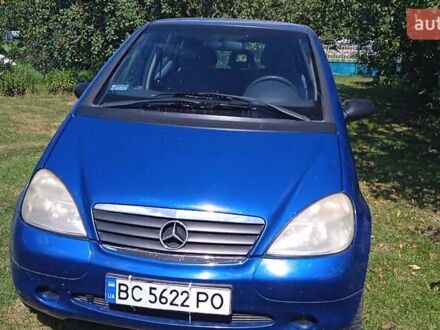 Мерседес А клас 2000 у Червонограде на Automoto.ua Синій Мерседес А клас, об'ємом двигуна 1.6 л та пробігом 227 тис. км за 2800 $, фото 1 на Automoto.ua