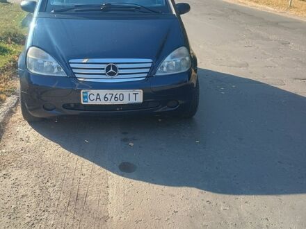 Синій Мерседес А клас, об'ємом двигуна 1.4 л та пробігом 240 тис. км за 2600 $, фото 1 на Automoto.ua