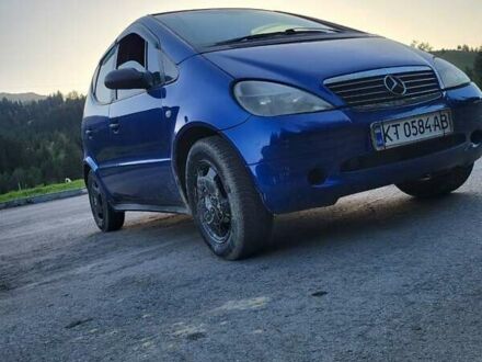 Мерседес А клас 2000 у Івано-Франківську на Automoto.ua Синій Мерседес А клас, об'ємом двигуна 1.4 л та пробігом 200 тис. км за 3500 $, фото 1 на Automoto.ua