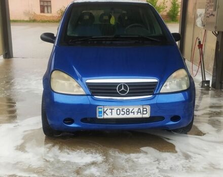 Синий Мерседес А класс, объемом двигателя 1.4 л и пробегом 150 тыс. км за 2500 $, фото 1 на Automoto.ua