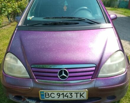 Синий Мерседес А класс, объемом двигателя 1.6 л и пробегом 253 тыс. км за 2800 $, фото 1 на Automoto.ua