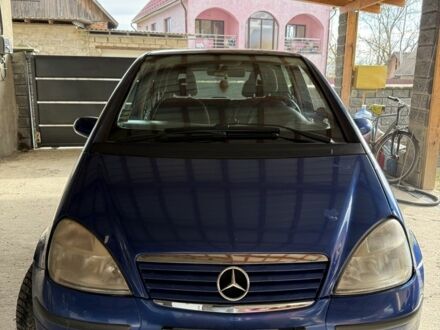 Синий Мерседес А класс, объемом двигателя 1.7 л и пробегом 280 тыс. км за 2800 $, фото 1 на Automoto.ua