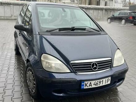 Синий Мерседес А класс, объемом двигателя 1.7 л и пробегом 300 тыс. км за 3600 $, фото 1 на Automoto.ua