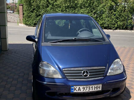 Мерседес А класс 2002 в Софіївська Борщагівка на Automoto.ua Синий Мерседес А класс, объемом двигателя 1.6 л и пробегом 195 тыс. км за 3700 $, фото 1 на Automoto.ua
