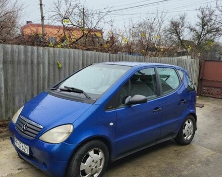 Синій Мерседес А клас, об'ємом двигуна 1.7 л та пробігом 200 тис. км за 1200 $, фото 1 на Automoto.ua