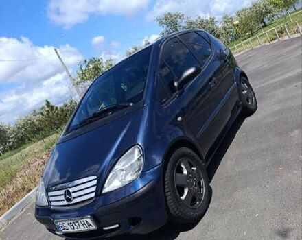 Синий Мерседес А класс, объемом двигателя 1.69 л и пробегом 243 тыс. км за 4700 $, фото 1 на Automoto.ua