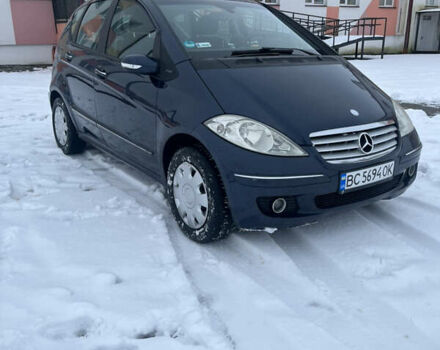 Синій Мерседес А клас, об'ємом двигуна 1.99 л та пробігом 215 тис. км за 4500 $, фото 1 на Automoto.ua