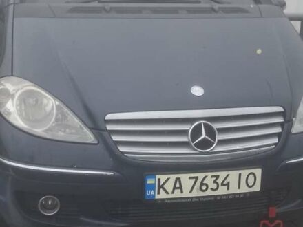 Синий Мерседес А класс, объемом двигателя 1.7 л и пробегом 225 тыс. км за 5000 $, фото 1 на Automoto.ua