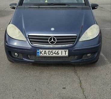 Мерседес А класс 2005 в Киеве на Automoto.ua Синий Мерседес А класс, объемом двигателя 1.9 л и пробегом 247 тыс. км за 4000 $, фото 1 на Automoto.ua