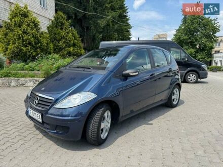 Мерседес А клас 2005 у Чернівцях на Automoto.ua Синій Мерседес А клас, об'ємом двигуна 2 л та пробігом 174 тис. км за 6500 $, фото 1 на Automoto.ua