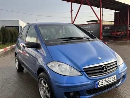 Синий Мерседес А класс, объемом двигателя 2 л и пробегом 320 тыс. км за 3900 $, фото 1 на Automoto.ua