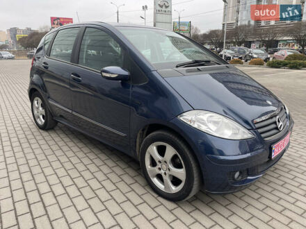 Мерседес А класс 2007 в Хмельницком на Automoto.ua Синий Мерседес А класс, объемом двигателя 1.7 л и пробегом 238 тыс. км за 5990 $, фото 1 на Automoto.ua