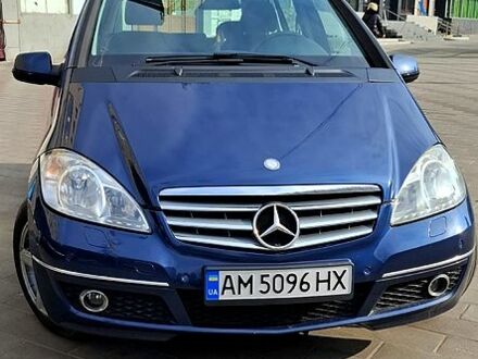 Синій Мерседес А клас, об'ємом двигуна 1.7 л та пробігом 149 тис. км за 6999 $, фото 1 на Automoto.ua