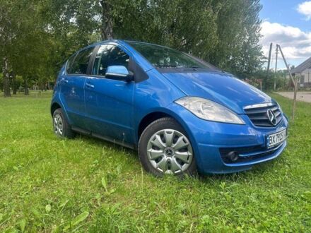 Синий Мерседес А класс, объемом двигателя 2 л и пробегом 290 тыс. км за 4999 $, фото 1 на Automoto.ua