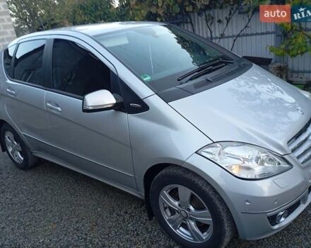 Синій Мерседес А клас, об'ємом двигуна 2 л та пробігом 199 тис. км за 7634 $, фото 1 на Automoto.ua