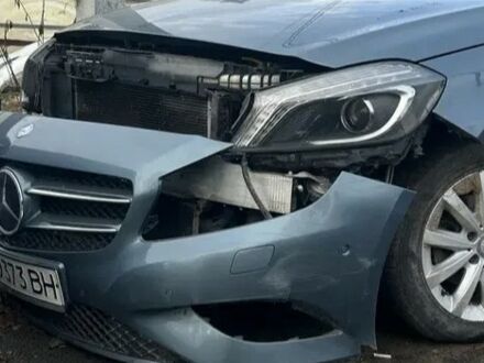 Синій Мерседес А клас, об'ємом двигуна 1.8 л та пробігом 160 тис. км за 10500 $, фото 1 на Automoto.ua