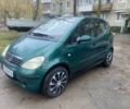 Зелений Мерседес А клас, об'ємом двигуна 1.6 л та пробігом 240 тис. км за 2700 $, фото 1 на Automoto.ua