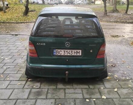 Мерседес А класс 1999 в Львове на Automoto.ua Зеленый Мерседес А класс, объемом двигателя 1.4 л и пробегом 270 тыс. км за 2000 $, фото 9 на Automoto.ua