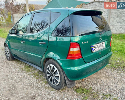 Зеленый Мерседес А класс, объемом двигателя 1.4 л и пробегом 246 тыс. км за 3750 $, фото 5 на Automoto.ua