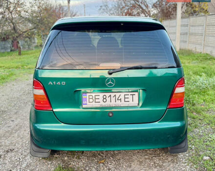Зеленый Мерседес А класс, объемом двигателя 1.4 л и пробегом 246 тыс. км за 3750 $, фото 4 на Automoto.ua
