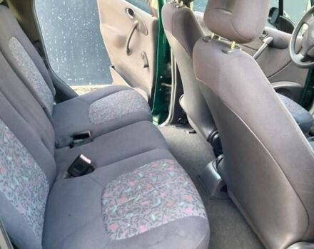 Зеленый Мерседес А класс, объемом двигателя 1.6 л и пробегом 200 тыс. км за 4000 $, фото 2 на Automoto.ua