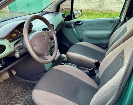 Зеленый Мерседес А класс, объемом двигателя 1.4 л и пробегом 246 тыс. км за 3750 $, фото 6 на Automoto.ua