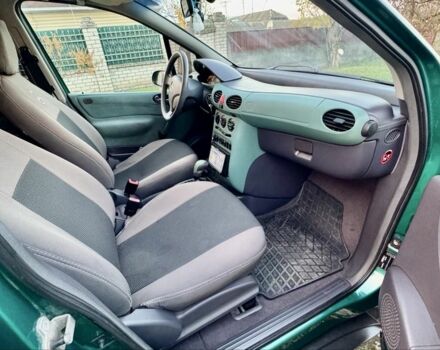 Зеленый Мерседес А класс, объемом двигателя 1.4 л и пробегом 246 тыс. км за 3750 $, фото 11 на Automoto.ua