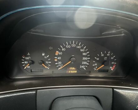 Мерседес А класс 1999 в Дрогобыче на Automoto.ua Зеленый Мерседес А класс, объемом двигателя 2 л и пробегом 375 тыс. км за 2900 $, фото 6 на Automoto.ua