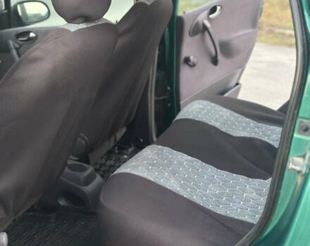 Зеленый Мерседес А класс, объемом двигателя 1.6 л и пробегом 298 тыс. км за 2650 $, фото 2 на Automoto.ua