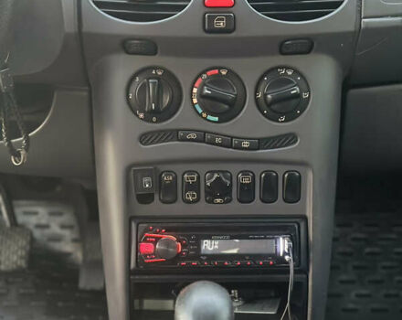 Зеленый Мерседес А класс, объемом двигателя 1.6 л и пробегом 298 тыс. км за 2650 $, фото 9 на Automoto.ua