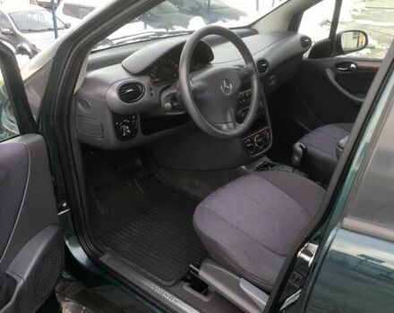 Зелений Мерседес А клас, об'ємом двигуна 1.69 л та пробігом 168 тис. км за 4112 $, фото 9 на Automoto.ua