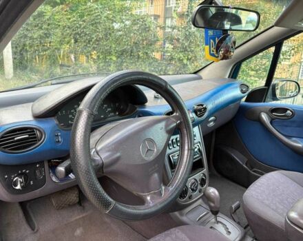 Зелений Мерседес А клас, об'ємом двигуна 1.7 л та пробігом 200 тис. км за 4800 $, фото 9 на Automoto.ua