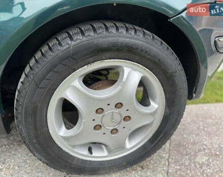 Зеленый Мерседес А класс, объемом двигателя 1.7 л и пробегом 277 тыс. км за 3000 $, фото 13 на Automoto.ua