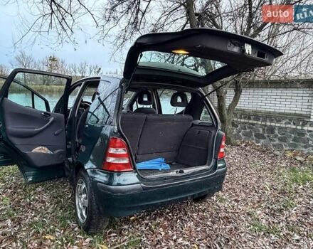 Зеленый Мерседес А класс, объемом двигателя 1.7 л и пробегом 178 тыс. км за 3800 $, фото 10 на Automoto.ua