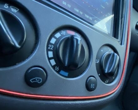 Зеленый Мерседес А класс, объемом двигателя 1.4 л и пробегом 234 тыс. км за 2999 $, фото 10 на Automoto.ua