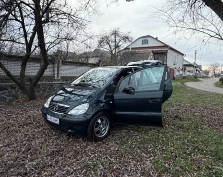 Зеленый Мерседес А класс, объемом двигателя 1.7 л и пробегом 178 тыс. км за 3800 $, фото 2 на Automoto.ua