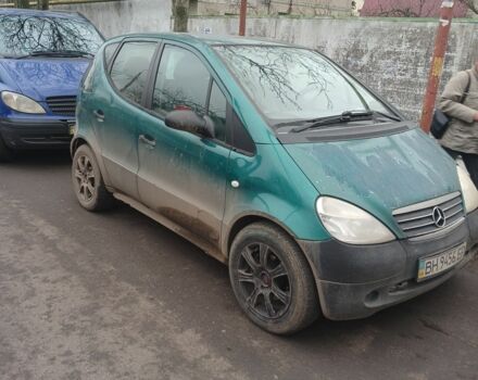 Зеленый Мерседес А класс, объемом двигателя 0 л и пробегом 100 тыс. км за 2800 $, фото 5 на Automoto.ua