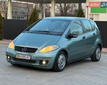 Зелений Мерседес А клас, об'ємом двигуна 1.7 л та пробігом 229 тис. км за 5350 $, фото 9 на Automoto.ua