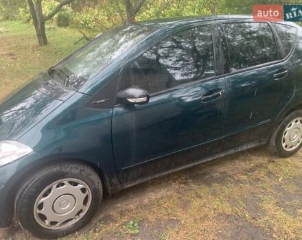 Зеленый Мерседес А класс, объемом двигателя 1.5 л и пробегом 210 тыс. км за 5500 $, фото 1 на Automoto.ua